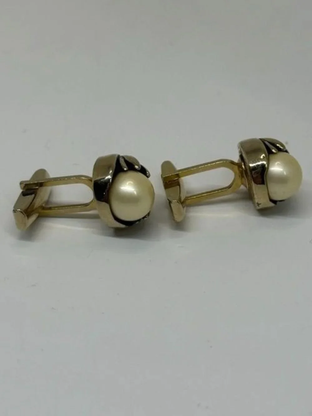 Vintage Gold Tone and Faux Pearl Unisex Cufflinks